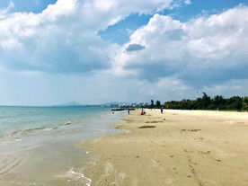 海南三亚湾风光