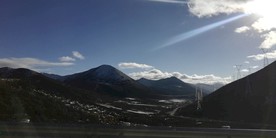 蓝天白云大山风景