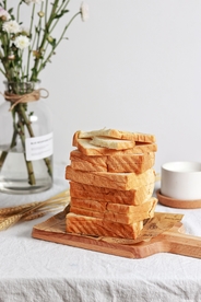 面包吐司甜品背景海报素材