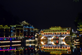 凤凰古城