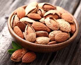 坚果零食木碗背景海报素材