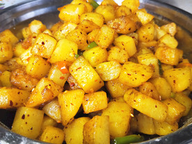 炸洋芋  炸土豆  土豆丁