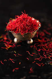 藏红花养生补品背景海报素材