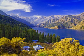 天山