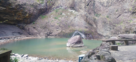 实拍青田石门洞景区湖泊