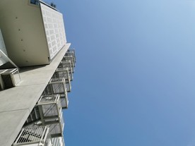 天目里
