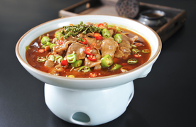 酸汤肥牛美食食材背景海报素材