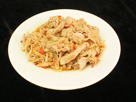 家常菜傣味酸笋炒肉片