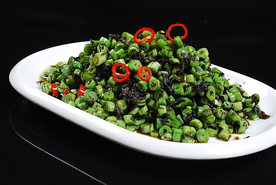 豫菜榄菜肉碎炒豆角