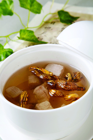 浙菜石角炖瘦肉
