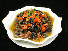 茶油蒸腊鸭