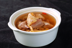 天麻乳鸽汤