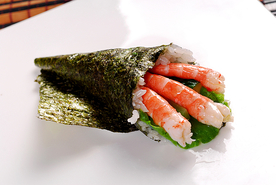 日韩料理手卷虾手卷
