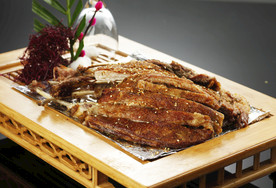 美食烤羊排