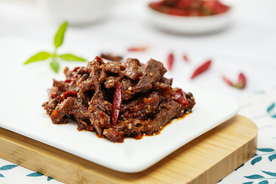 麻辣牛肉丝  美食