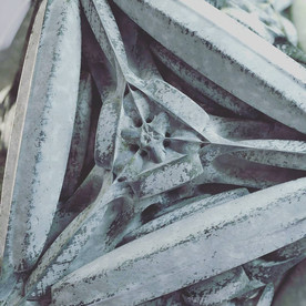 C4D模型腐蚀的菱形科幻金属