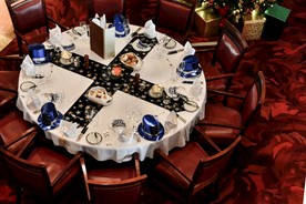 酒店宴会餐厅餐桌餐具
