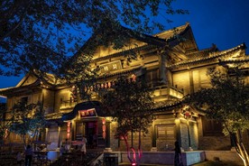 夜晚灯光秀