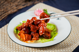 美食红烧排骨摄影图