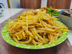 土豆丝炒肉