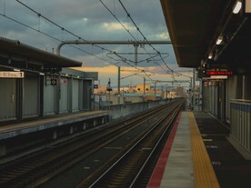 地铁 轻轨 高铁