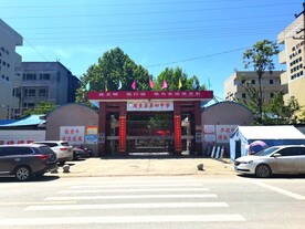 学校大门