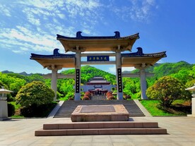 深山藏古寺