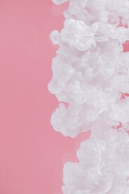 粉色背景