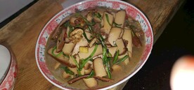 鸡蛋干炒肉