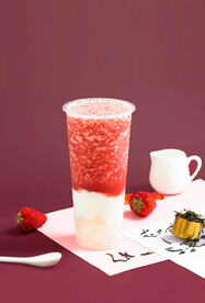 芝士莓莓奶茶