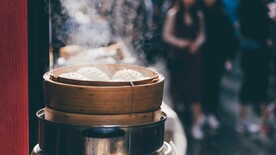 蒸包子