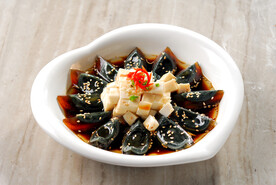 皮蛋拌豆腐