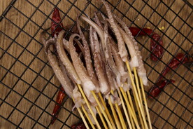 鱿鱼须串  