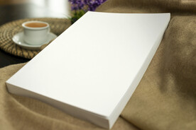 麻布褶皱上书本样机展示