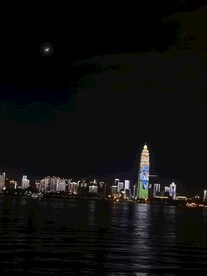 湖边建筑