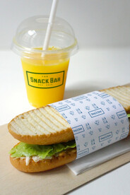 果汁瓶面包纸袋品牌样机