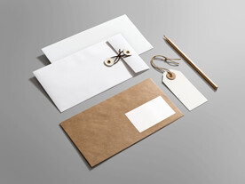 简约俯视信封的VI样机展示模板