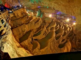 昆明九乡风景区