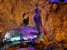 昆明九乡风景区