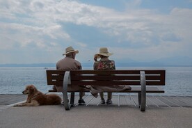 海边  情侣