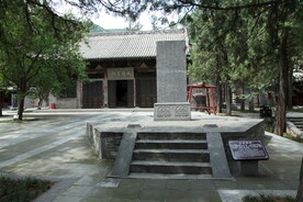 会善寺内景
