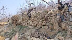 山村一角