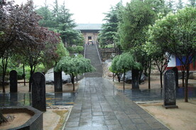 法王寺内景
