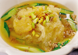 鸡汤清瓜煮鱼肚