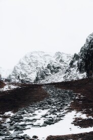 雪山山岭 