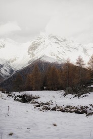 雪山山岭 