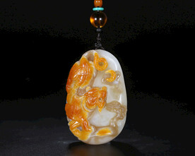 和田玉老虎吊坠