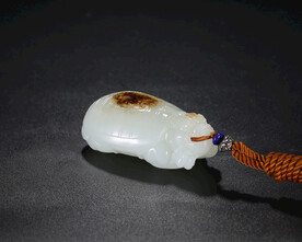 和田玉貔貅吊坠