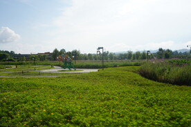 贵州安顺山里江南旅游休闲风光