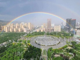 雨后彩虹